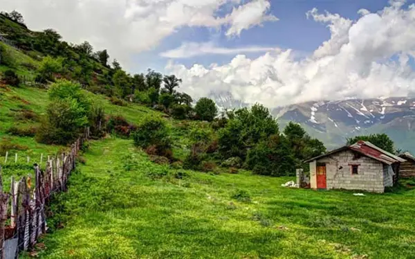 عکس زندگی ساده روستایی