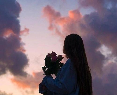عکس پروفایل ساده رنگی دخترانه