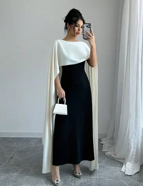 عکس سیاه سفید لباس