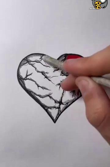 عکس سیاه و سفید قلب انسان