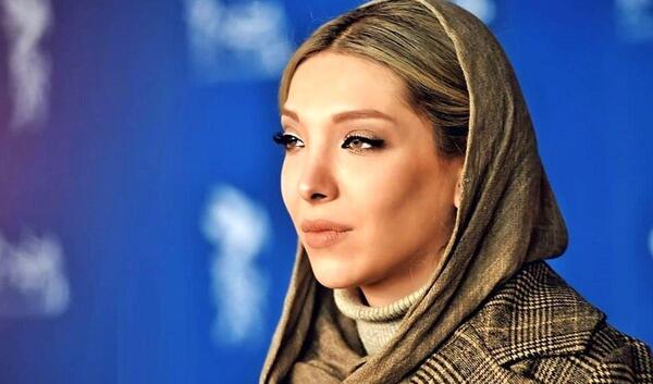 عکس نیم رخ صورت سیاه و سفید