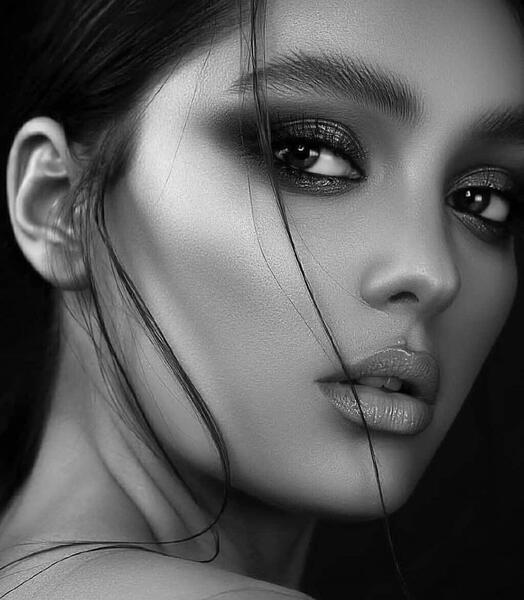 عکس سیاه سفید چهره برای طراحی
