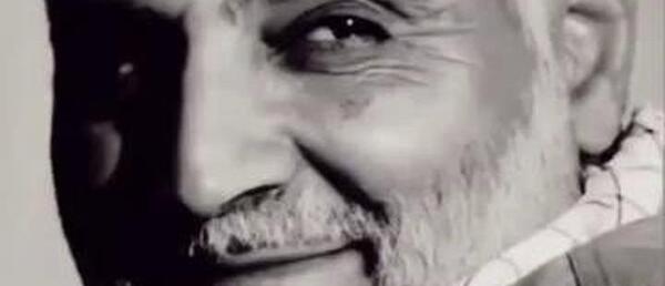 عکس سیاه سفید از حاج قاسم