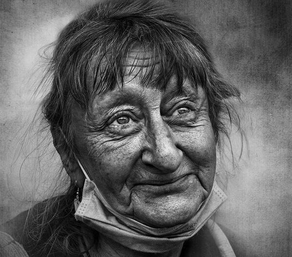 عکس سیاه و سفید چهره