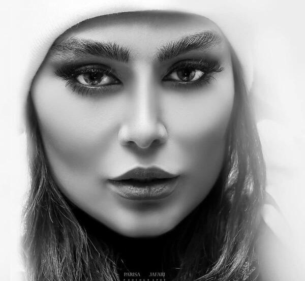 عکس سیاه و سفید از چشم