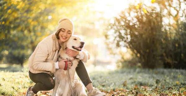 عکس سگ با دختر برای پروفایل