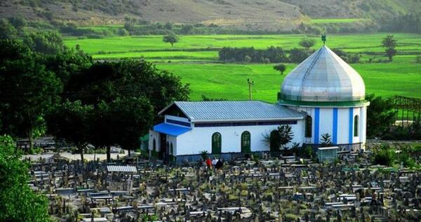 عکس از قبرستان سفید چاه
