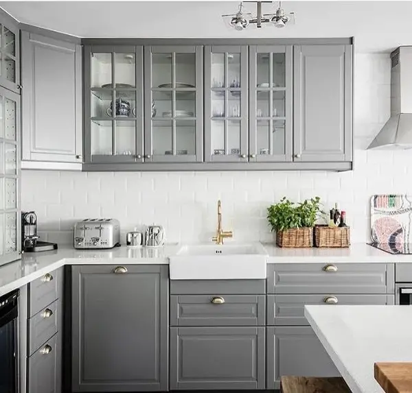 عکس کابینت سفید طوسی براق