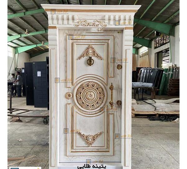 عکس درب ضد سرقت سفید طلایی