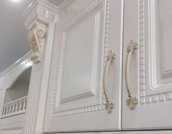 عکس کابینت سفید صدفی