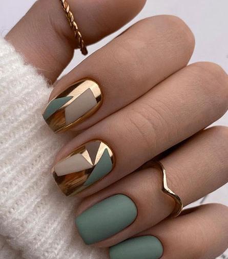 عکس کاشت ناخن اینه ای