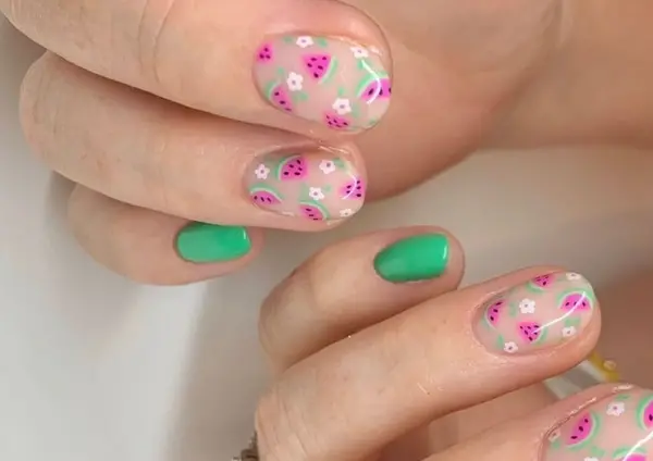 عکس ناخن بچه گانه شب یلدا