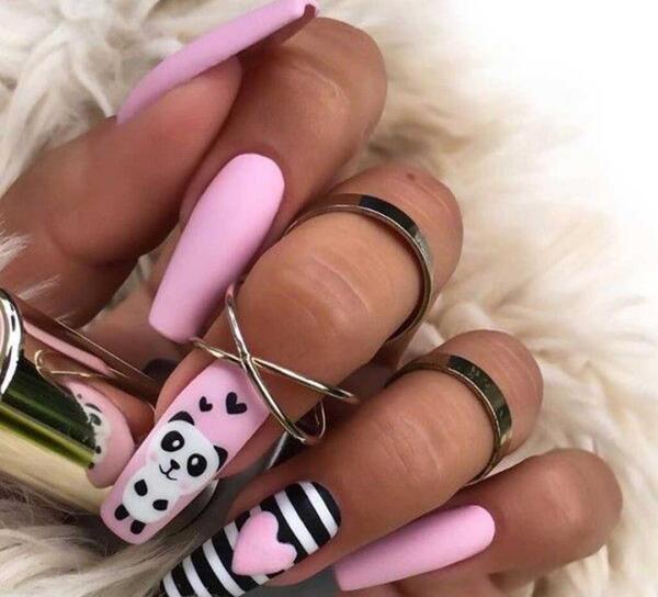 عکس کاشت ناخن بلند دخترانه