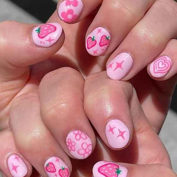 عکس ناخن ژلیش بچه گانه بلند