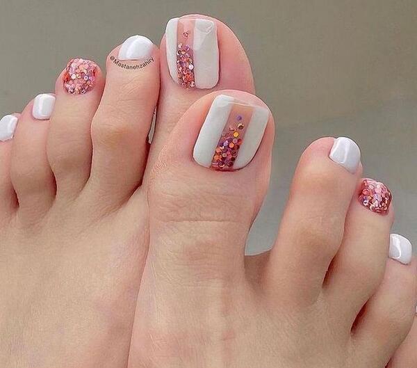 عکس ناخن پا ژلیش