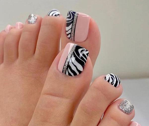 عکس ناخن پا ژلیش