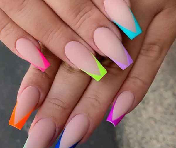عکس ناخن تابوتی کوتاه