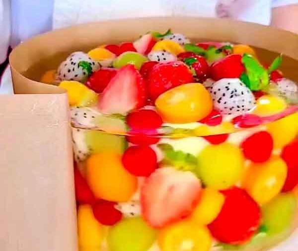 عکس تزیین ژله با میوه