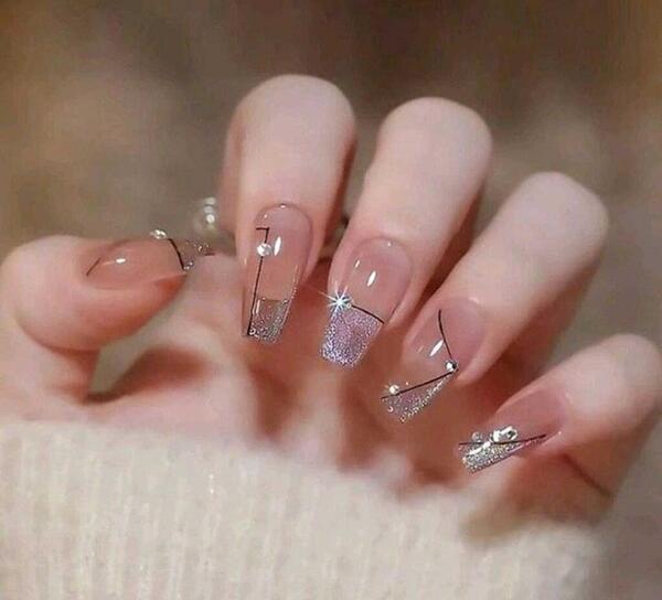 عکس ناخن دخترانه بلند