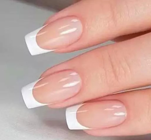 عکس ناخن مصنوعی رنگ سفید