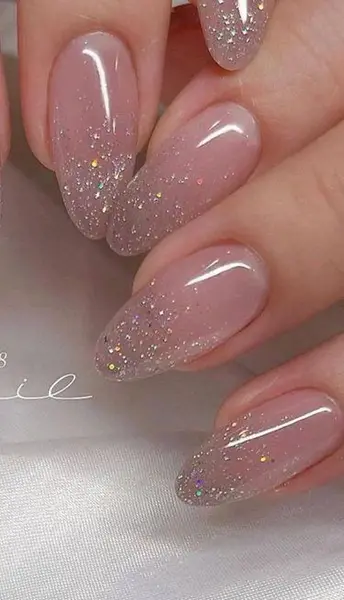 عکس ناخن زنانه ساده