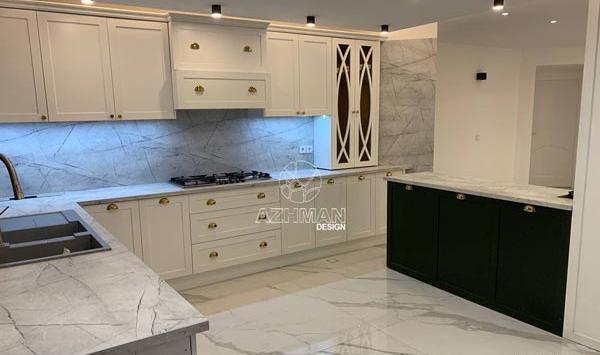 عکس کابینت سفید با صفحه مشکی