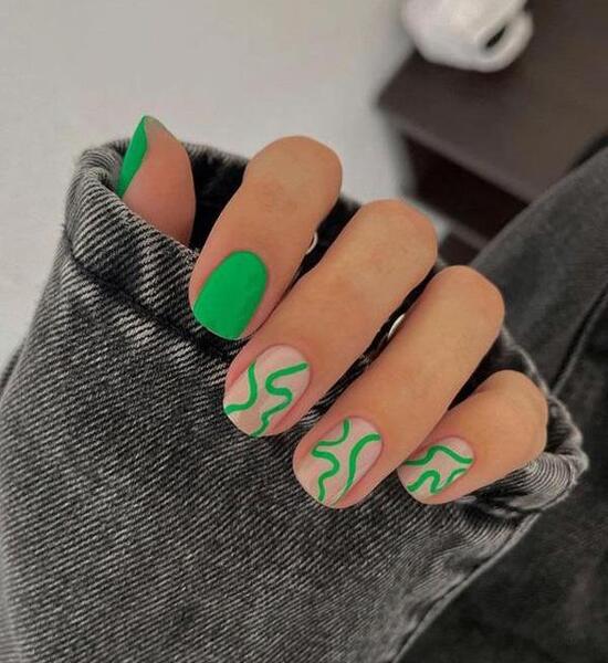 عکس ناخن ژلیش کوتاه دخترانه