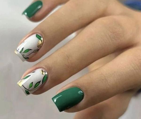 عکس ناخن سبز فسفری