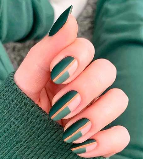 عکس ناخن سبز تیره