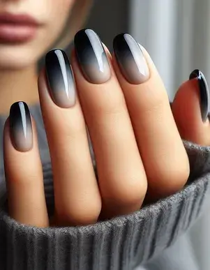 عکس ناخن سیاه شده