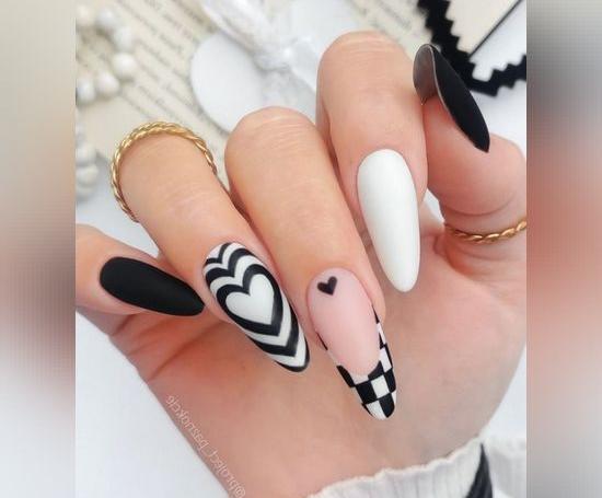 عکس ژل ناخن سیاه و سفید