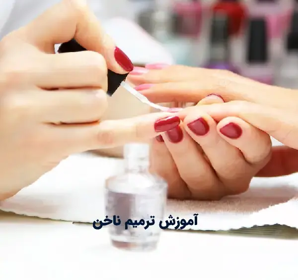 عکس ناخن شکسته کاشت