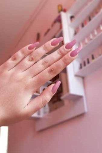 عکس فیک ناخن کار