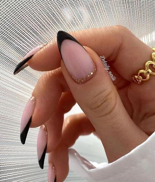 عکس مدل ناخن فرنچ مشکی
