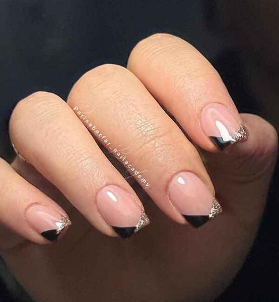 عکس طرح ناخن فرنچ مشکی
