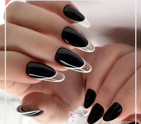 عکس ناخن مشکی با فرنچ سفید
