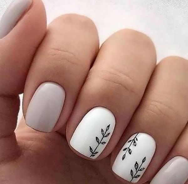 عکس ناخن کوتاه ساده