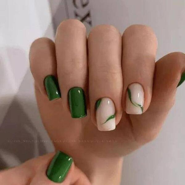 عکس ناخن کاشتن کوتاه