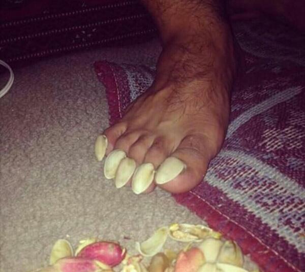 عکس ناخن کاشتن بچه ها