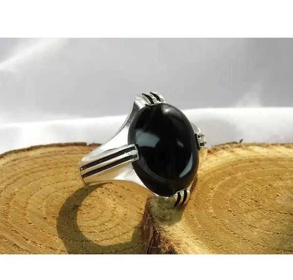 عکس انگشتر عقیق سیاه مردانه