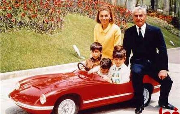 عکس مادر محمد رضا شاه