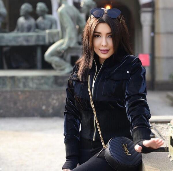 عکس عروسی نیلی و پویان مختاری