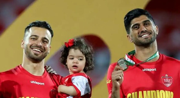 عکس بازیکن های پرسپولیس با همسرانشان