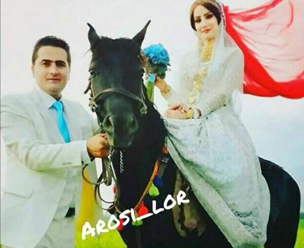 عکس عروس و داماد با لباس لری