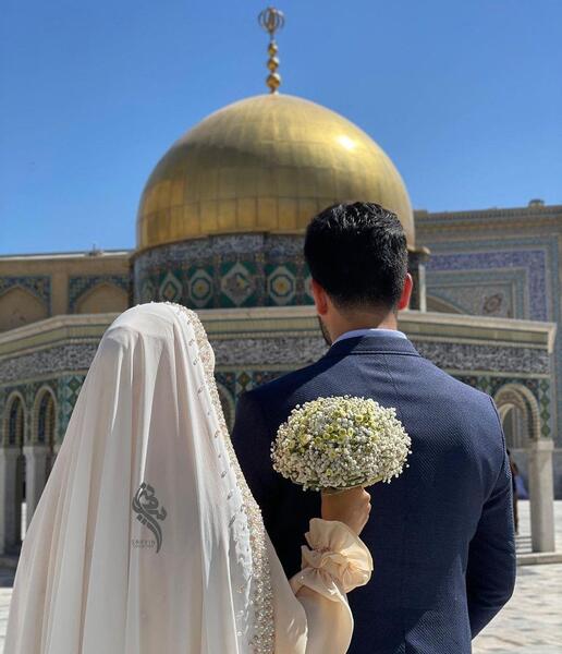 ژست عکس عروس و داماد در حرم امام رضا