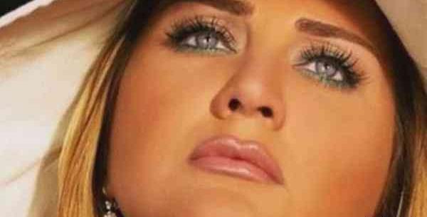 عکس سیبل کن خواننده ترکیه