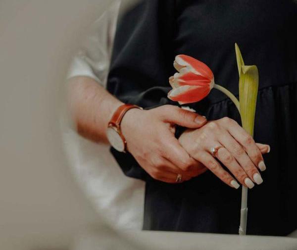 عکس پروف عاشقانه دست بدون متن
