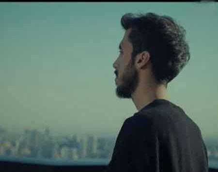 عکس خواننده مثلا روم زوم کنی بوم بوم کنه قلبم