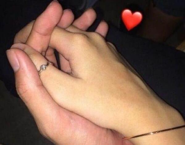 عکس دست عشقی
