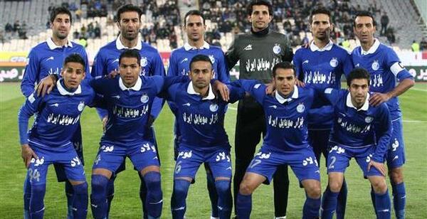 عکس وحید طالب لو در استقلال